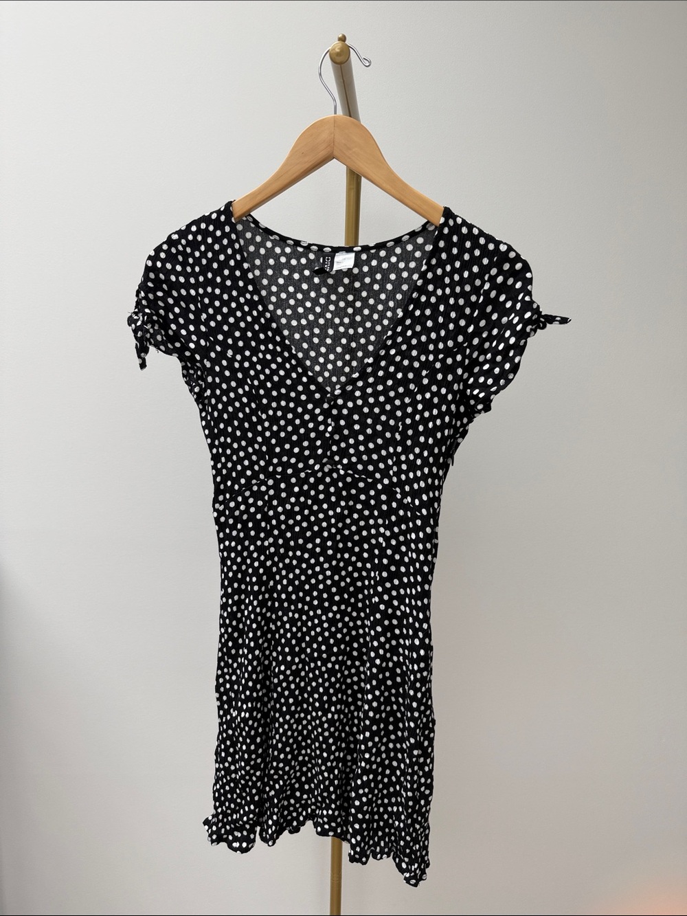 Black and White Polka Dot V-Neck Mini Dress XXS
